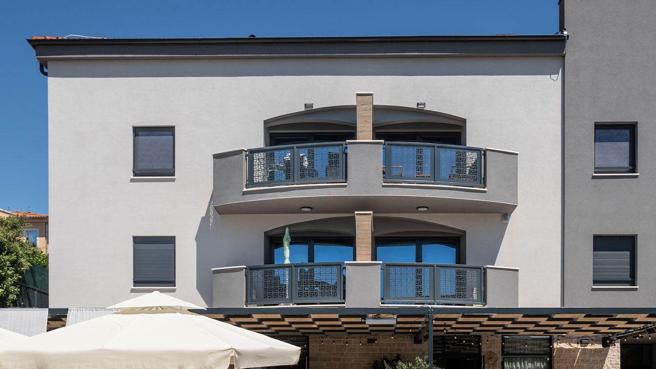 mi-vida-aussenansicht-balkon-1